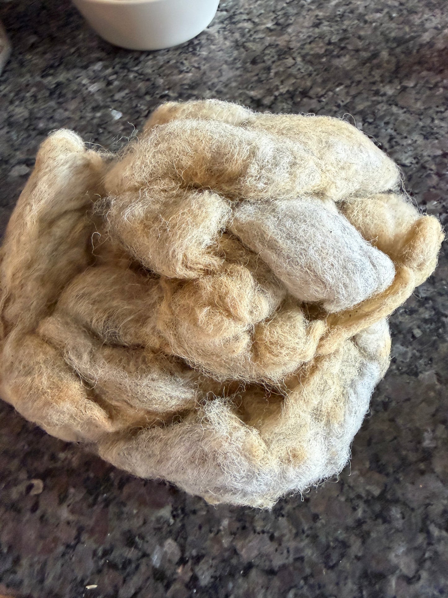 Shetland Natural Dyed Roving (Iron)