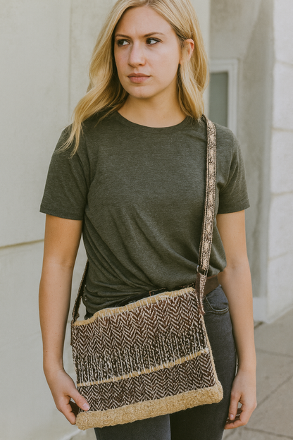 Hoof&Paw’s Farm Fashion Cross Body Bag