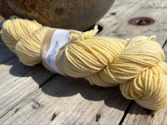 Natural Dyed Yarn Mango Tea Dyed Peruvian Highland Worsted 246yds